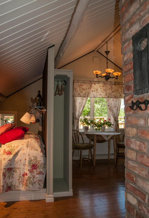 Tegneby Tavlebords Honungsgard旅馆 外观 照片